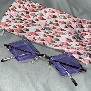 Diamond shape light purple glasses